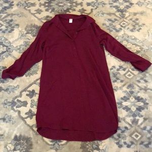 Old Navy Maroon Dress